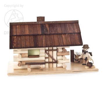 Räucherhaus Waldhütte mit Figur